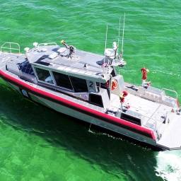38" Defiant NXT Bomberos y Rescate